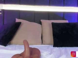 riley-pride webcam model