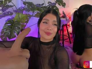 Live webcam model riley-pride on Soda Cams