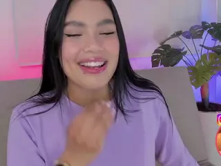 Cutie Riley's Live Sex Cam Show