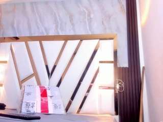amber-dior Live Webcam on CamSoda