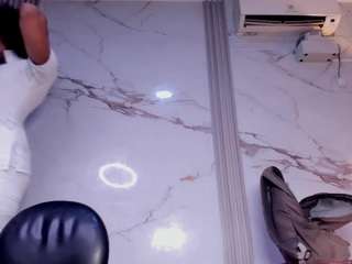 le modèle amber-dior est en webcam porno dans un show sur le site camsoda, il possède les tags suivants: anal toys,bbc,tattoos,sph,spank,spanish,smoking,roleplay,orgasm,no smoking,muscular,milk prostate,gape,fetish,fake tits,dutch,drinking,dominican,dirty talk,cumshot