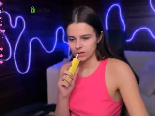 berry-alma's Live Sex Cam Show