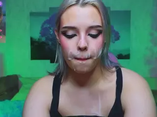 Lux's Live Sex Cam Show