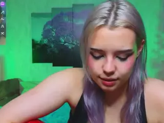 Lux's Live Sex Cam Show