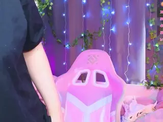 Lux's Live Sex Cam Show