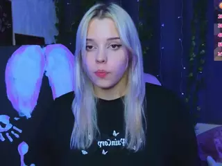 Lux's Live Sex Cam Show