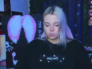 Lux's Live Sex Cam Show