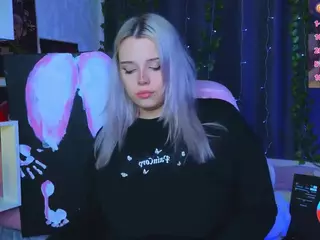 Lux's Live Sex Cam Show