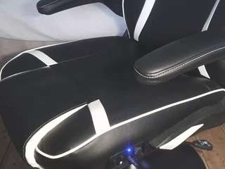 faze040 Live Webcam on {site_name}