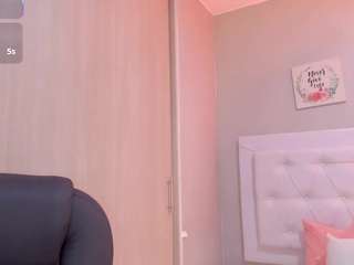 nicoleparker1's CamSoda show and profile