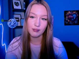 playful-sophie Live Webcam on CamSoda