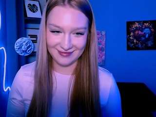 playful-sophie Live Webcam on CamSoda