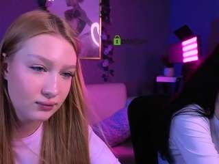  playful-sophie chat room