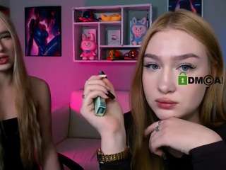 playful-sophie's CamSoda show and profile