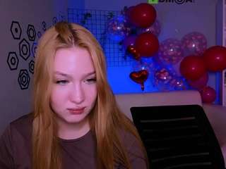 playful-sophie's CamSoda show and profile