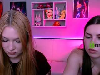 playful-sophie webcam