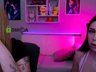 playful-sophie webcam