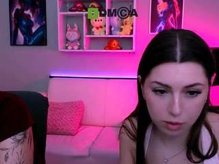 playful-sophie webcam