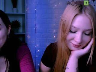 playful-sophie webcam