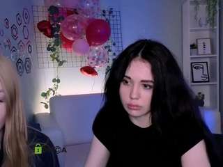 playful-sophie webcam