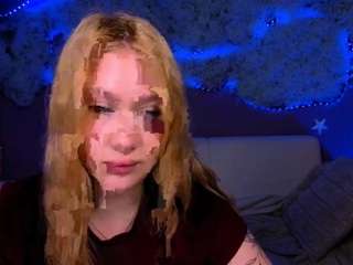 playful-sophie's CamSoda show and profile