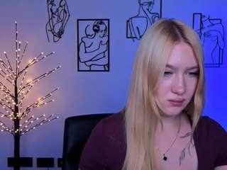 playful-sophie live webcam show