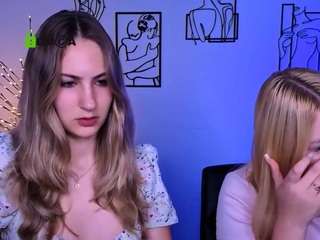playful-sophie live webcam show