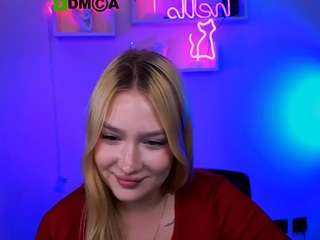 playful-sophie live cam preview