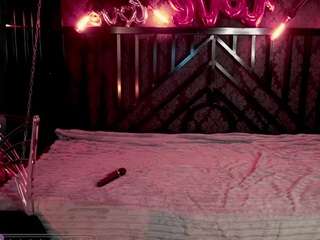 tinkerrbella Live Webcam on CamSoda