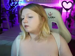 TinkerrBella's Live Sex Cam Show