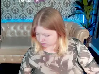 TinkerrBella's Live Sex Cam Show