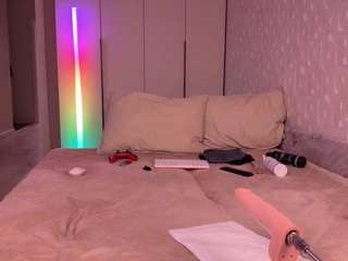 waltenjoy's CamSoda show and profile