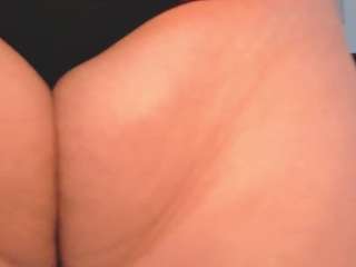 selena-castillo webcam
