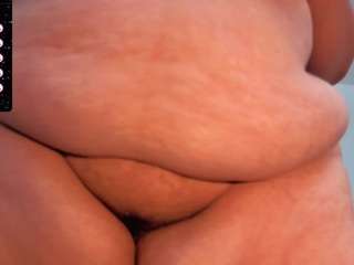 selena-castillo webcam model