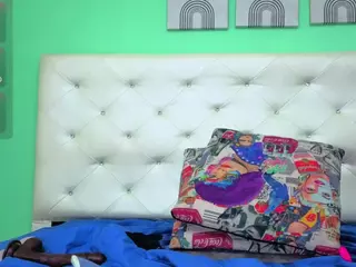 Selena-Castillo's Live Sex Cam Show