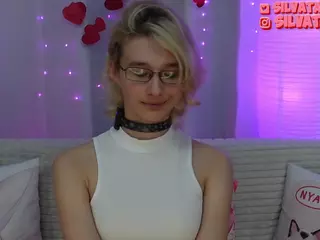 SilvaTail's Live Sex Cam Show