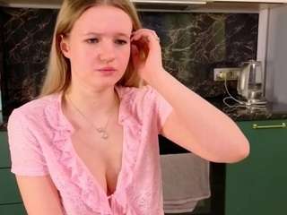 blissedge Live Webcam on CamSoda