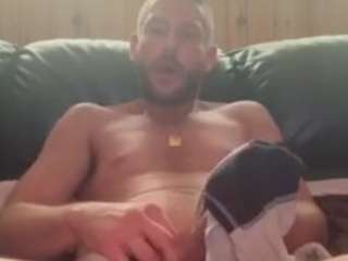 dogpound44 Live Webcam on CamSoda