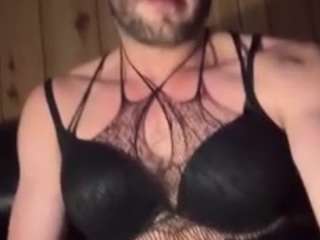 Live Sex Chat with dogpound44 (@dogpound44)