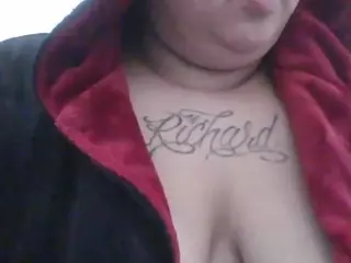 CrystalBBW's Live Sex Cam Show