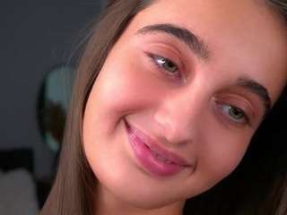 edwinabody from CamSoda is Freechat