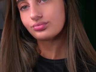 Live Sex Chat with Isabella (@edwinabody)