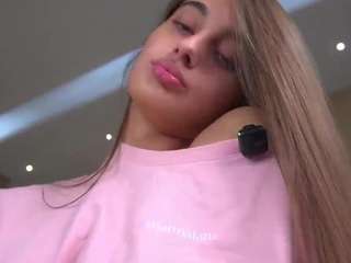 le modèle edwinabody est en webcam porno dans un show sur le site camsoda, il possède les tags suivants: amateur,sporty,no smoking,orgasm,pm,public,sexy,solo,spanking,strip,nipples,striptease,sweety,tattoos,tease,teen 18,wet,young adult,ass,no drinking