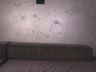 Isabella live webcam show