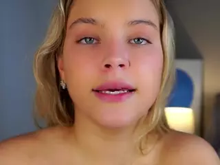 Amiblue's Live Sex Cam Show