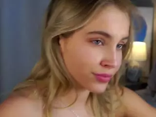 Amiblue's Live Sex Cam Show