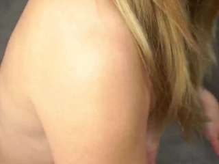 quennagales webcam model