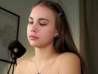 quennagales webcam model