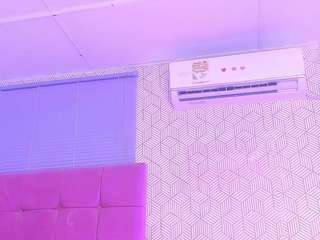quianna-1 Live Webcam on CamSoda