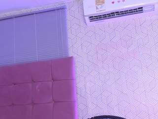 quianna-1 webcam